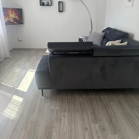 Apartment Alaras